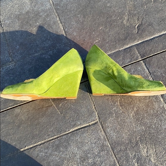 Luc Bergen green suede wedges - Picture 3 of 7